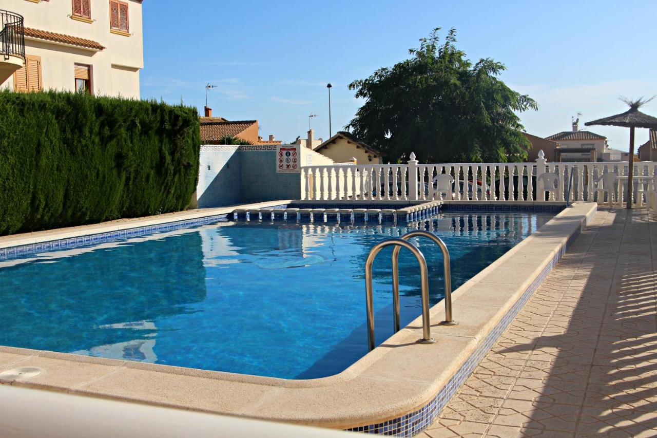 Appartement Blancosol In La Mata ตอร์เรเวียคา ภายนอก รูปภาพ
